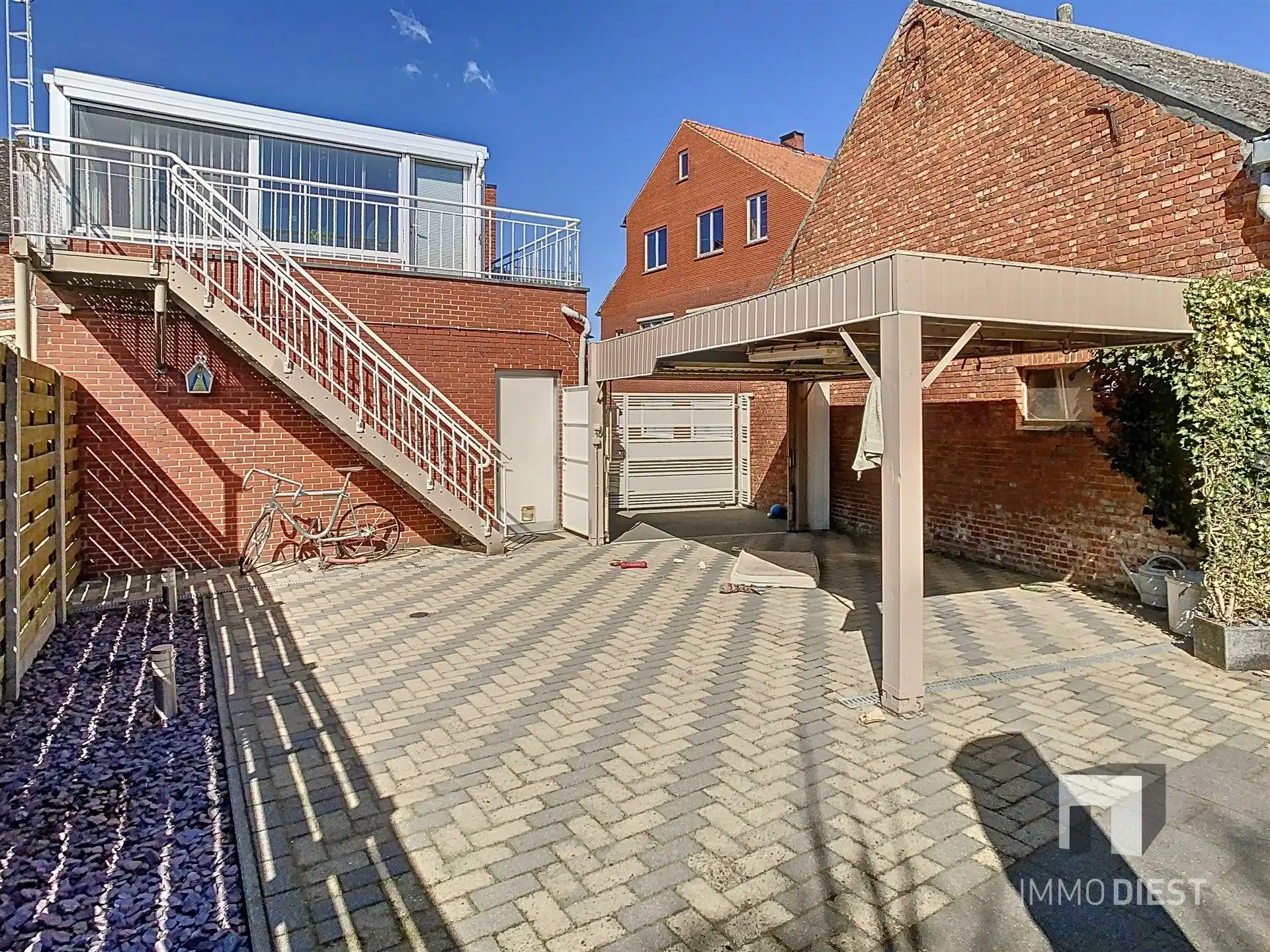 2 Appartementen/kangoeroewoning foto 3