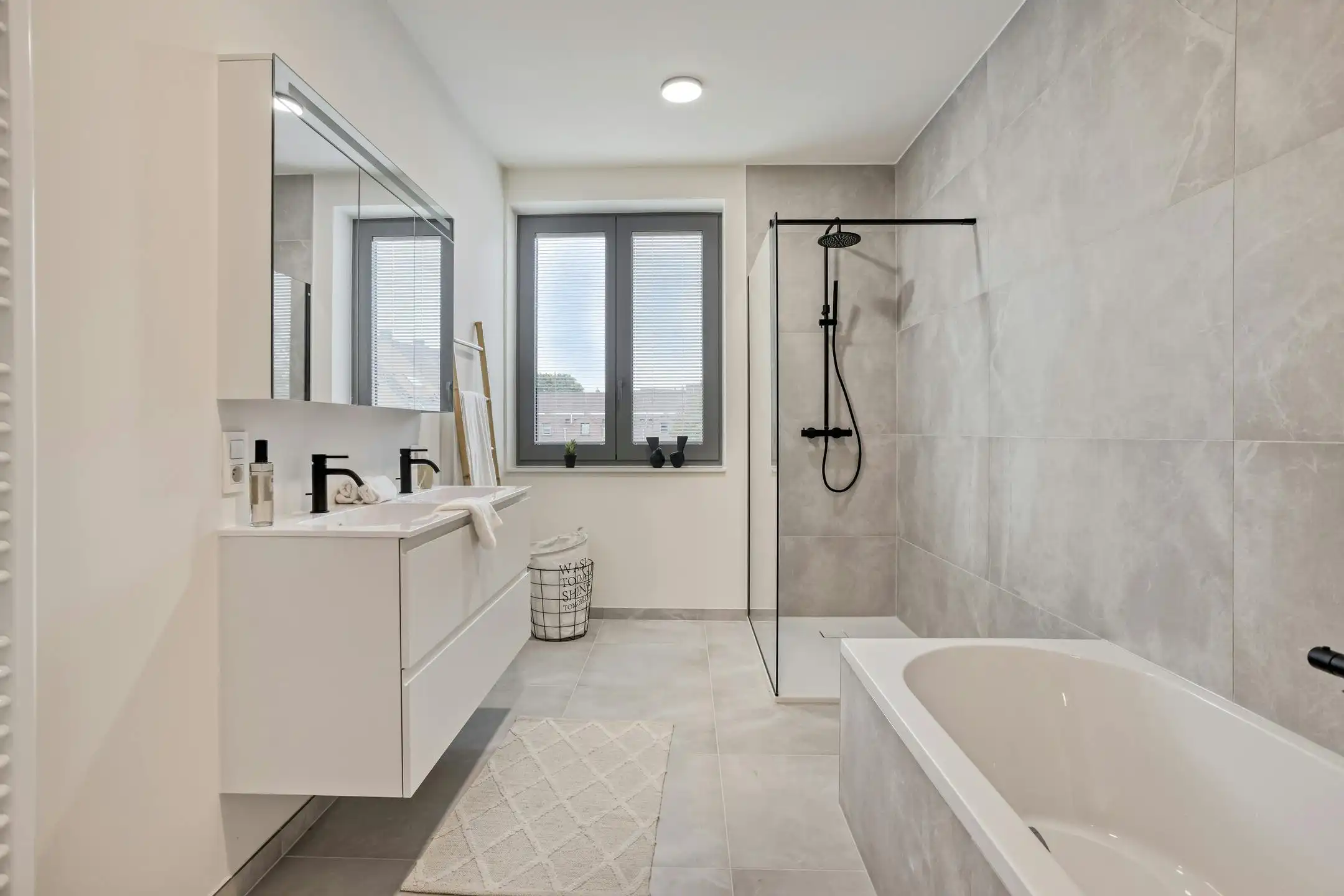 Unieke villawoonst te centrum Brugge met 4 slaapkamers foto 14