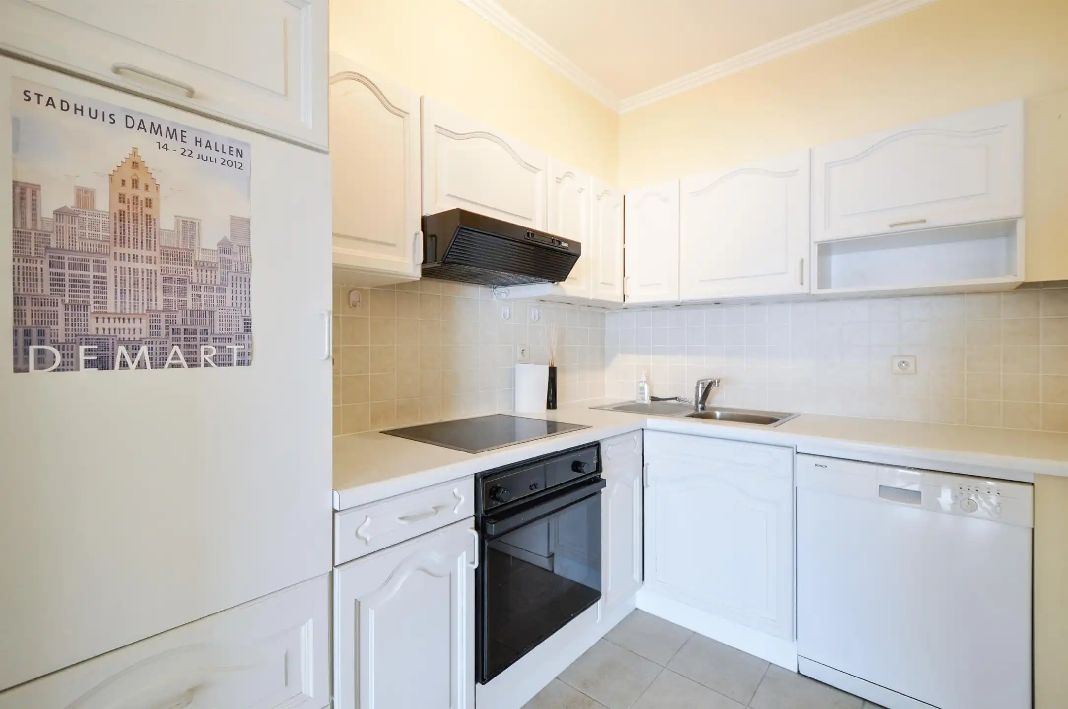 Aangenaam 2-slpk. appartement op de Zeedijk van het Zoute... foto 8