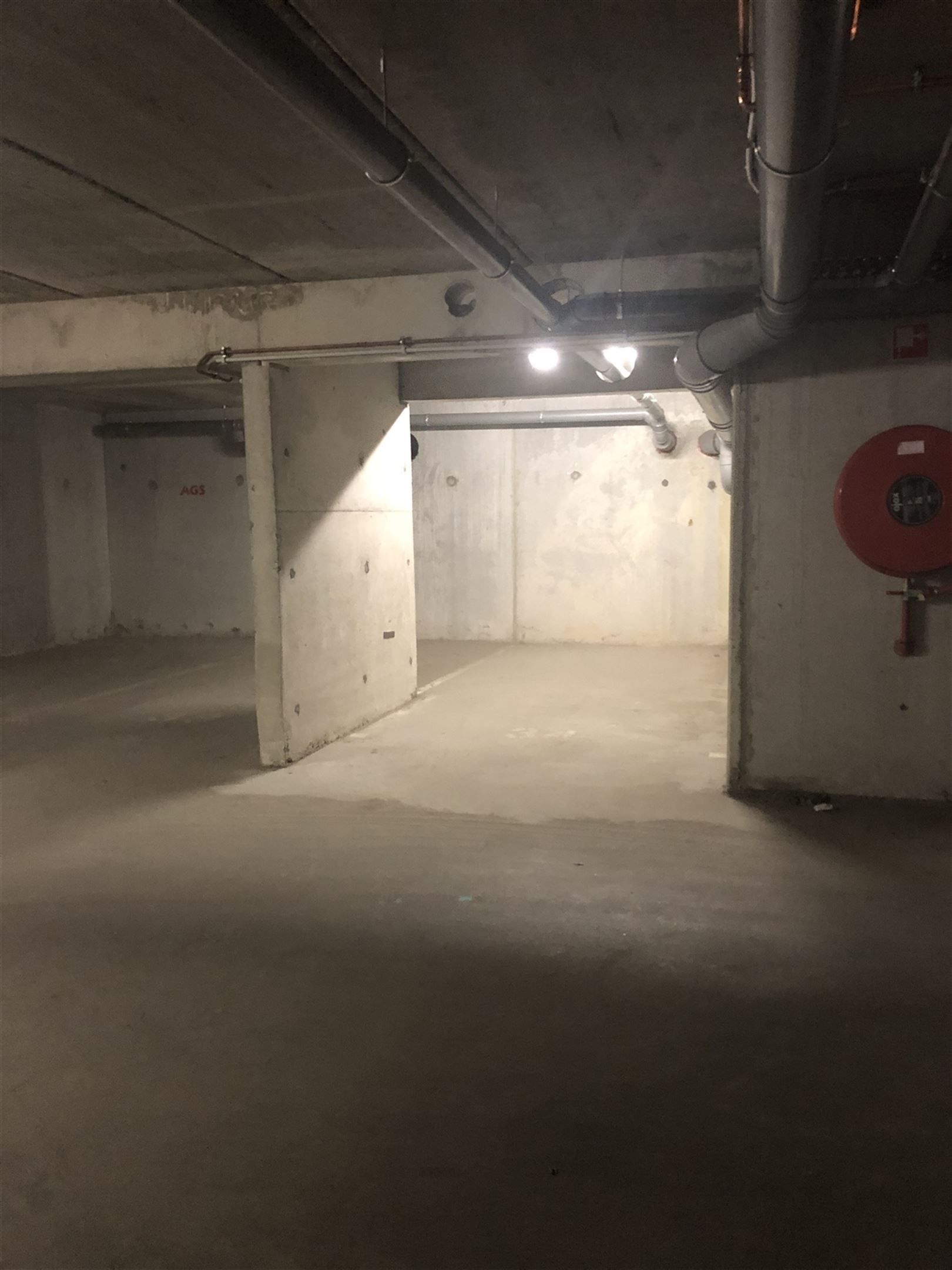 Ondergrondse parkeerplaats nabij 't Eilandje (Antwerpen) foto 2