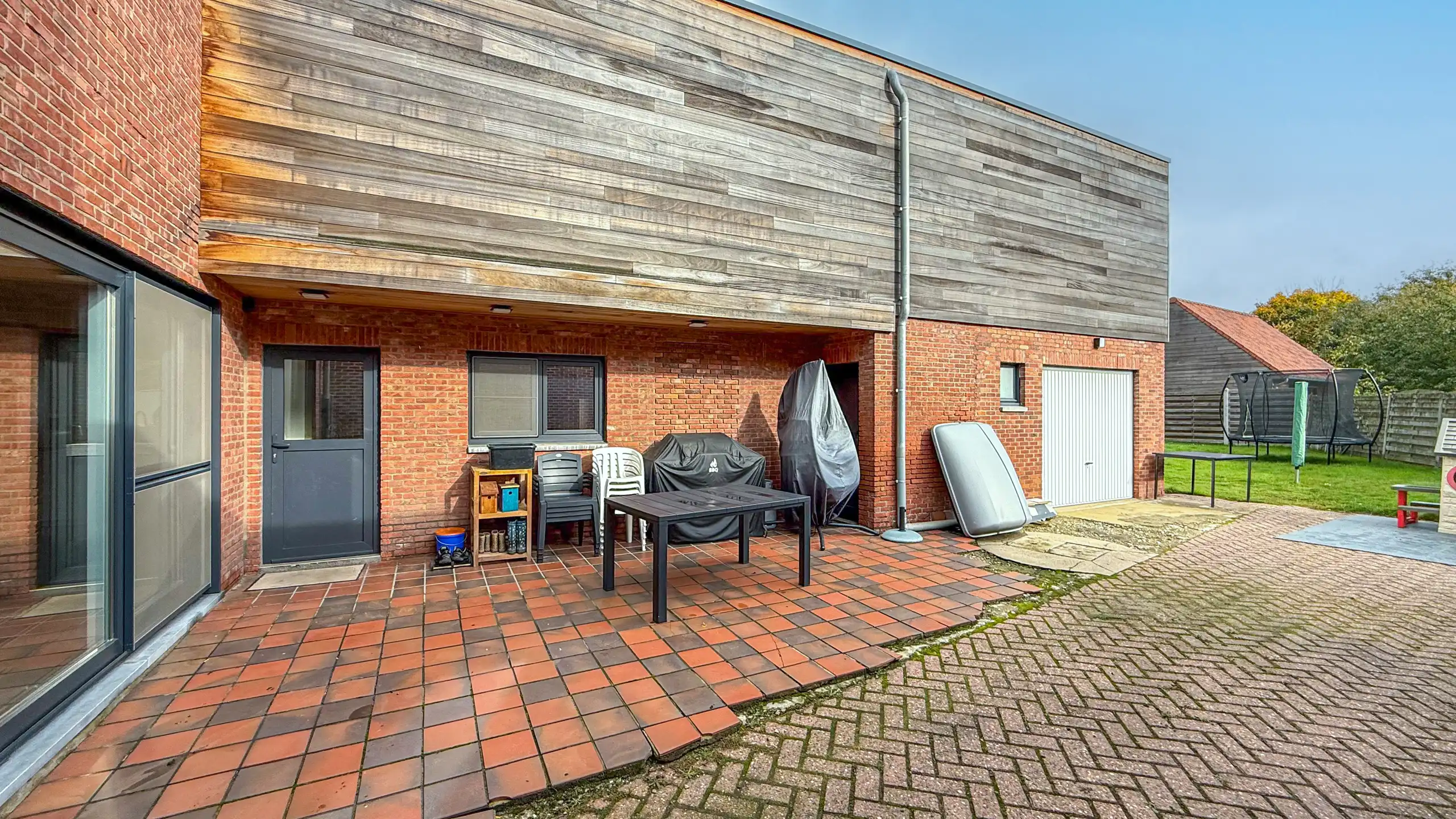 Gerenoveerde woning met veel ruimte en 6 slaapkamers! foto 37