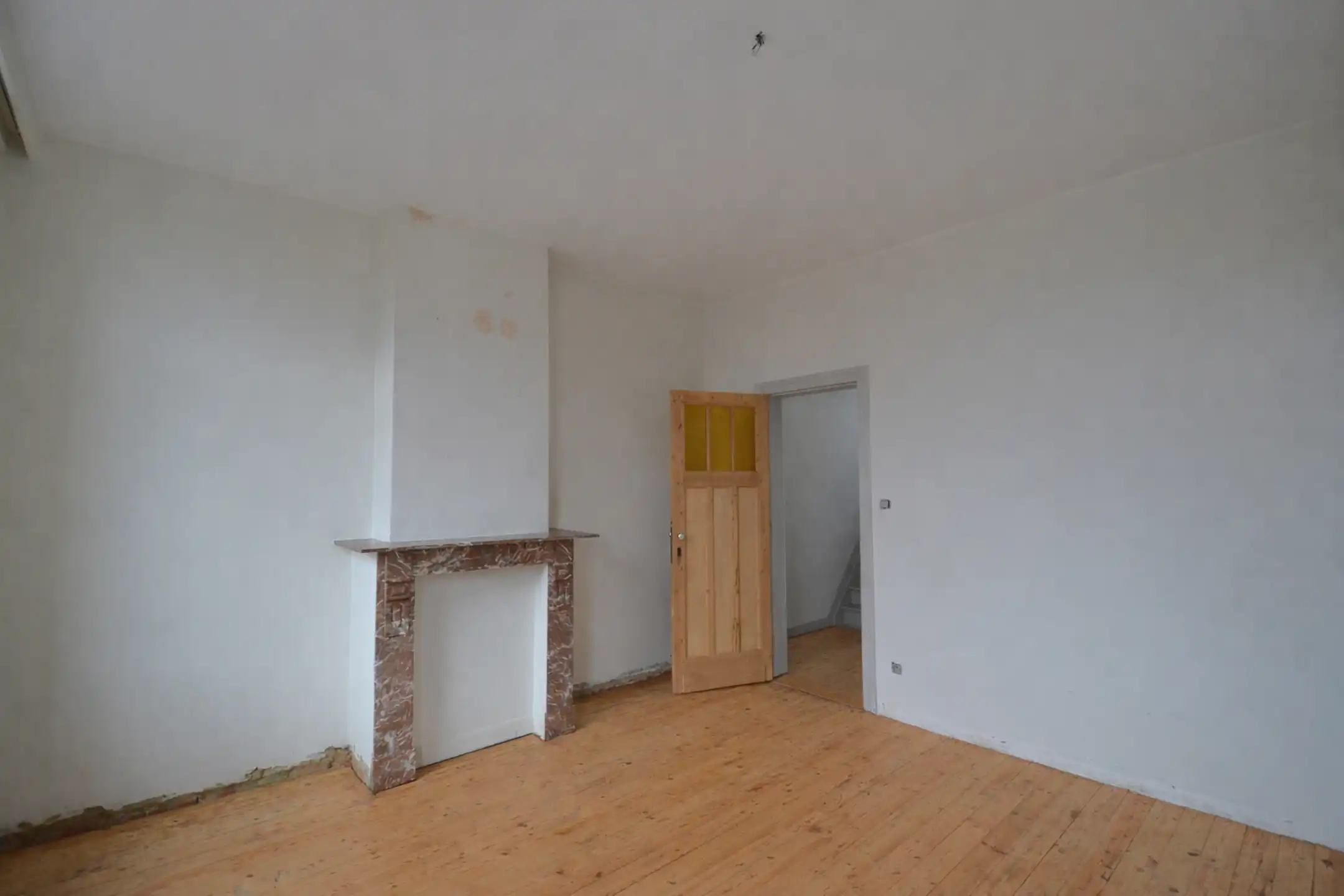 Ruime karaktervolle rijwoning foto 18