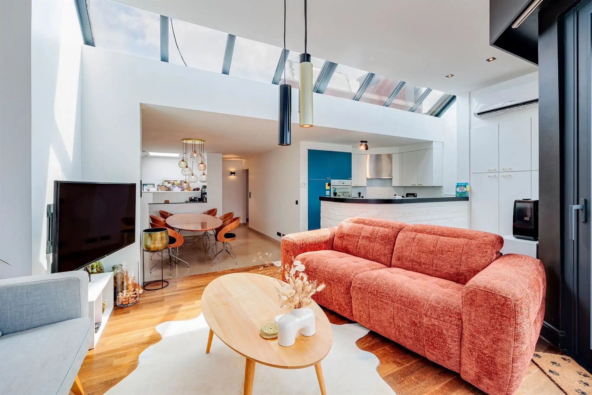 Prachtig, uniek appartement met 1 slaapkamer, terras en garage! foto 3