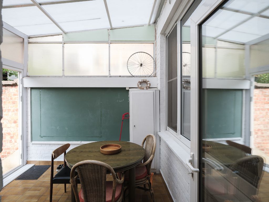 Burgerwoning met weelderige stadstuin, centraal tussen Gent-Sint-Pieters en de Bijloke foto 8