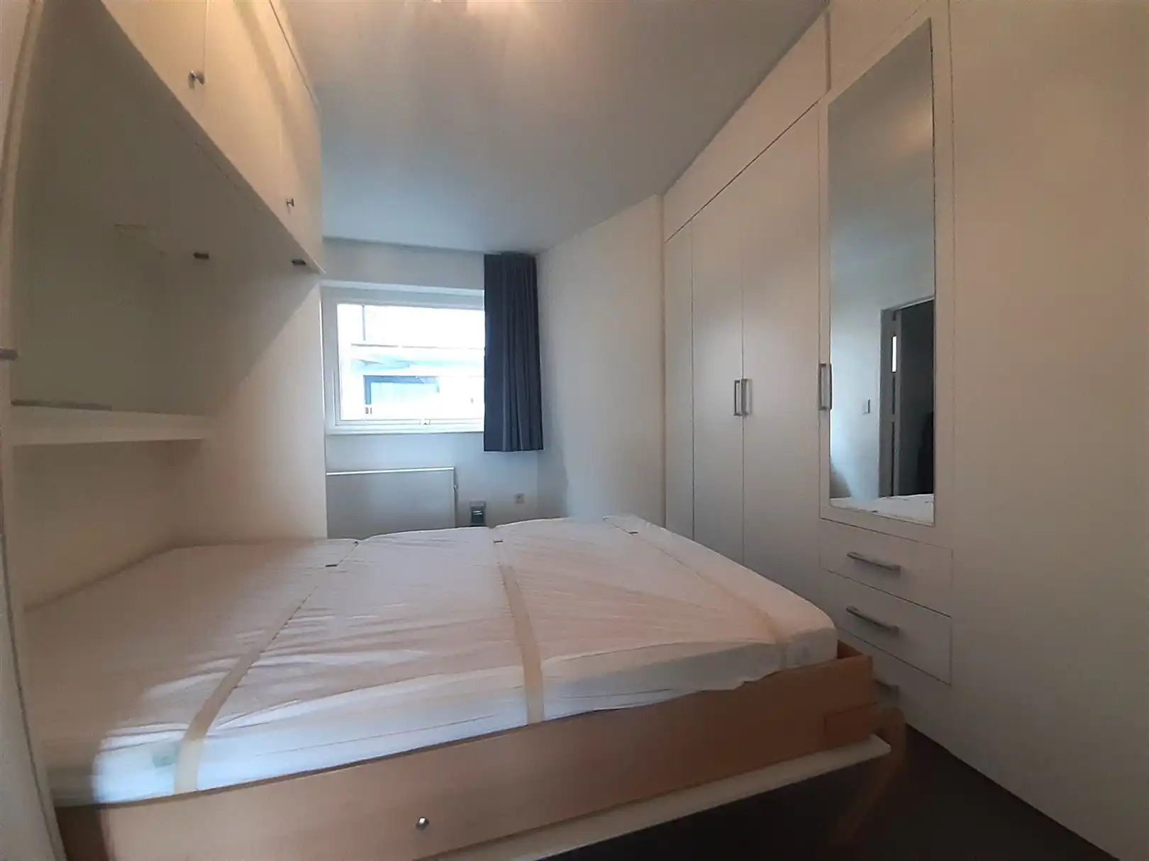 Gemeubeld 1-slaapkamerappartement met zonnig terras foto 11