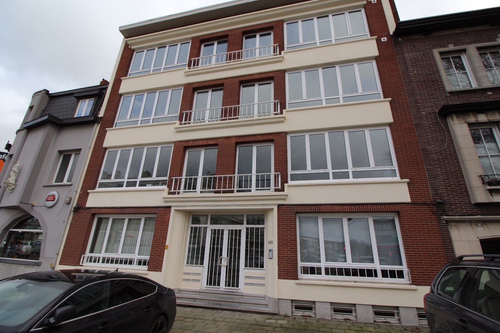 Hoofdfoto van de publicatie: Prachtig gerenoveerd appartement met 2 slaapkamers, terras en bew. opp. van 80m2!