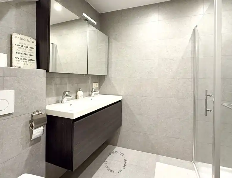 Triplexappartement op de eerste verdieping in Vrasene foto 10