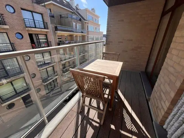 Gemeubelde studio vlak aan zee foto 2