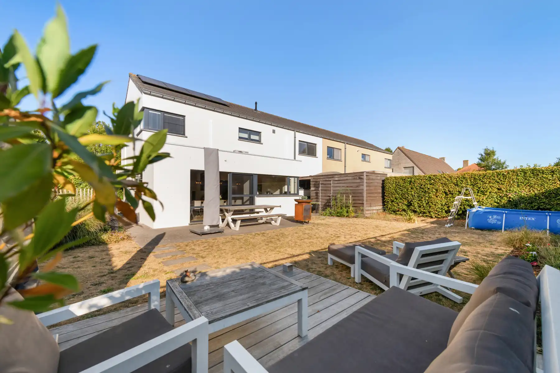 Ruime gezinswoning met zonnige tuin in Sint-Andries foto 14