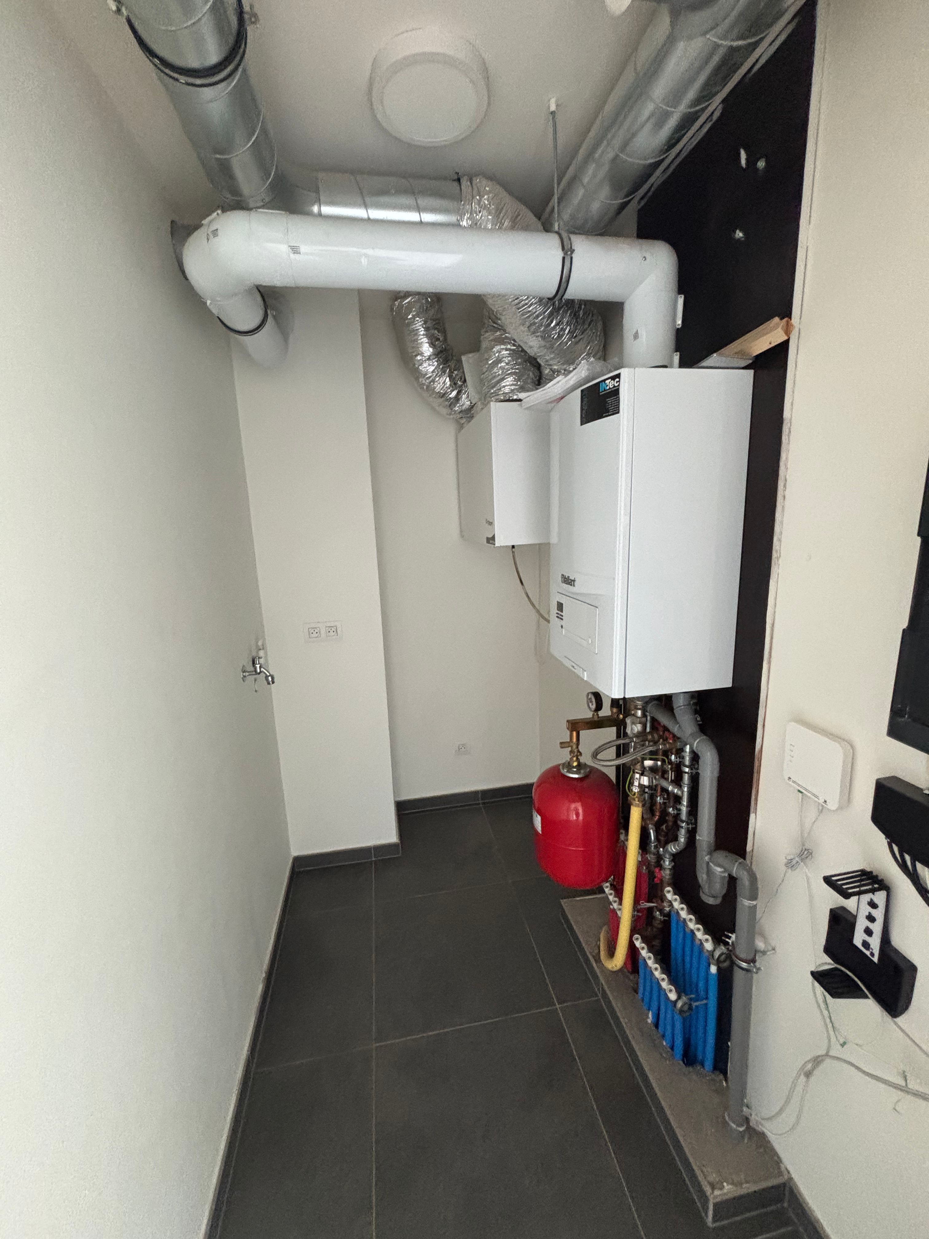 Lichtrijke, moderne en energiezuinige penthouse te koop in Roeselare foto 14