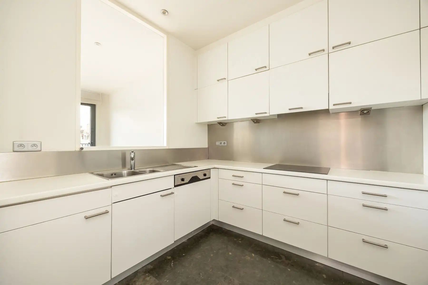 Lichtrijk appartement op toplocatie foto 5