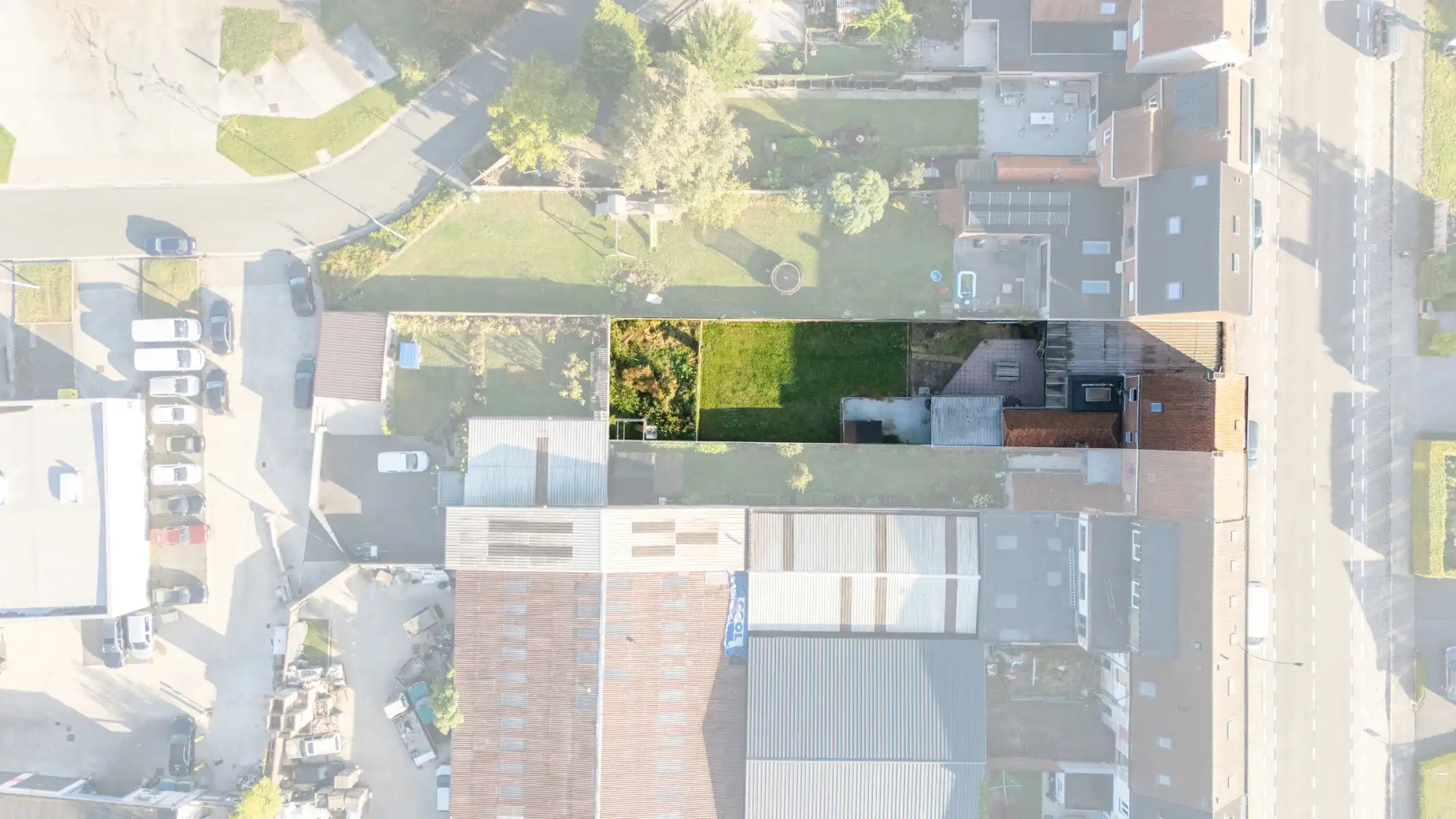 Ruime te renoveren woning met opslagplaats van 65 m² foto 3