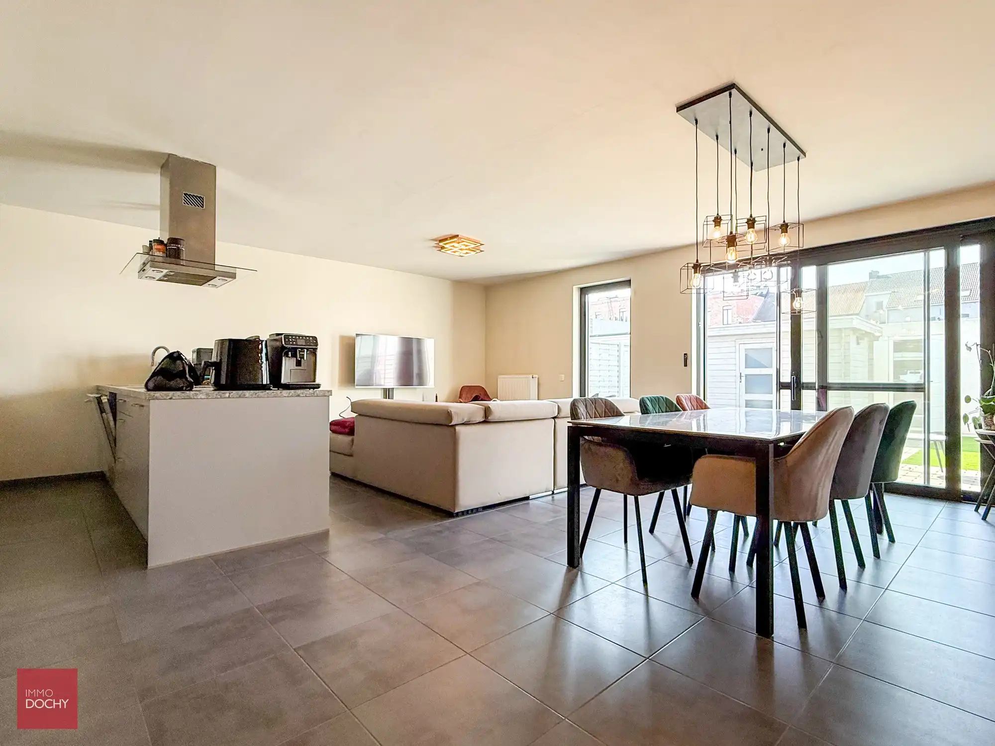 Mooi instapklaar gelijkvloers appartement nabij station | Oude Vijvestraat foto 4