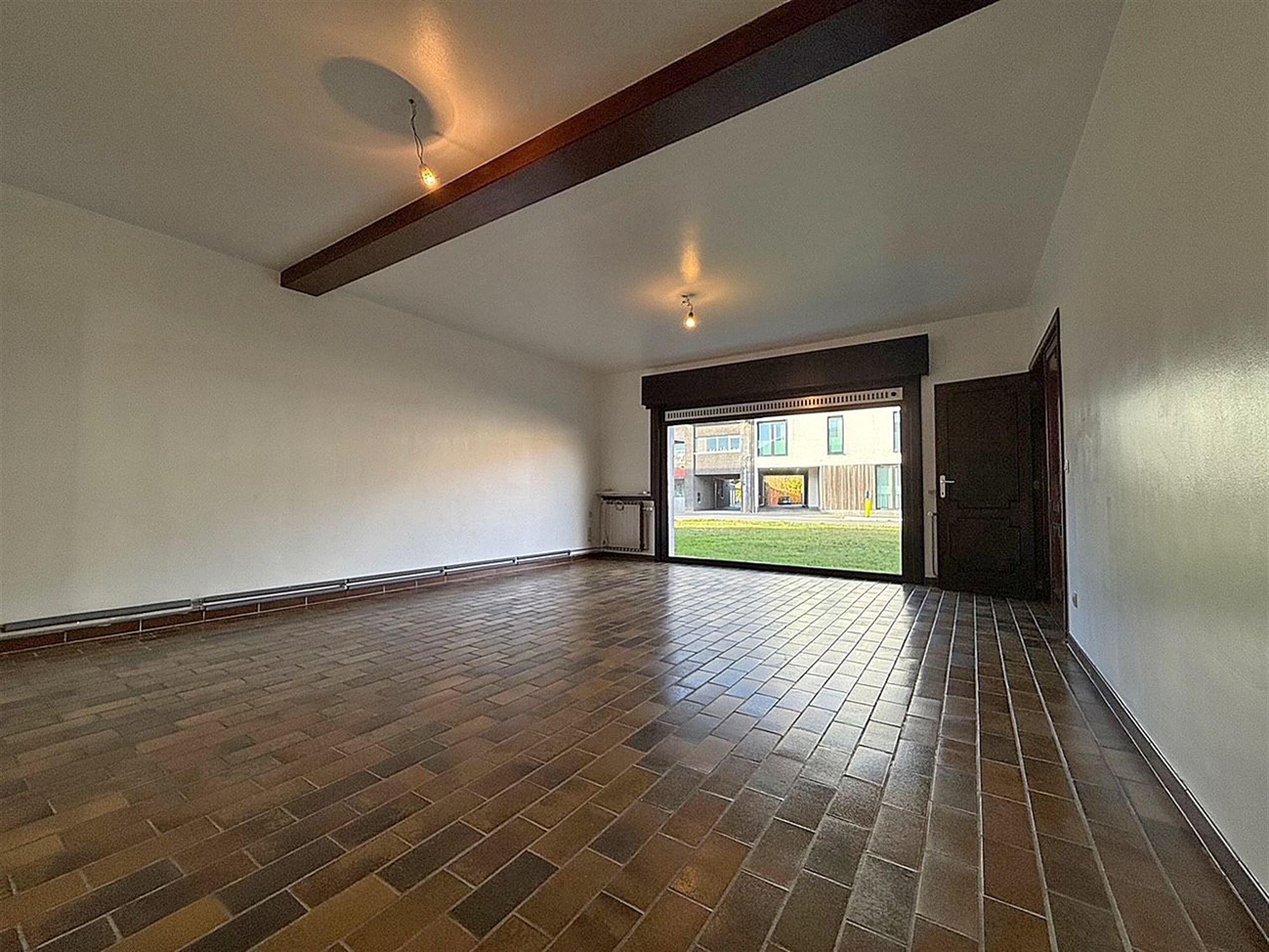 DORPSWONING met 3 slaapkamers, garage & tuin/terras  foto 4