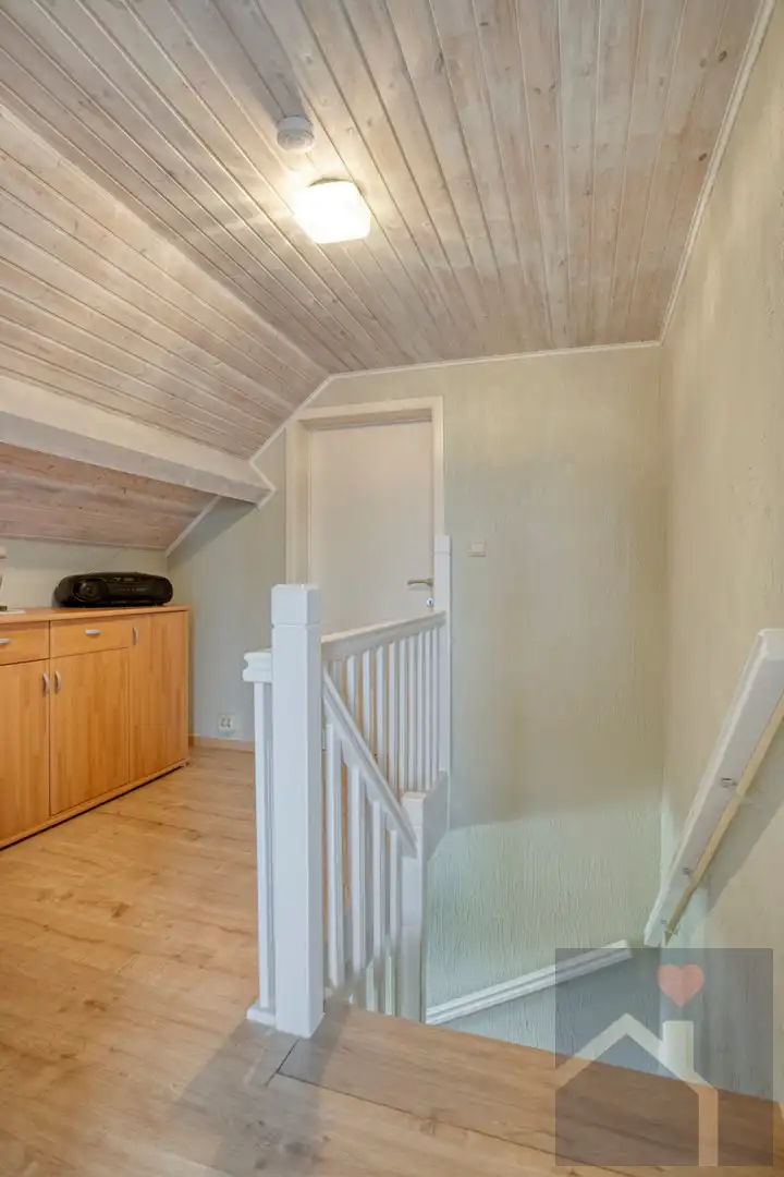 Verrassend ruime, vrijstaande kangoeroewoning met meer dan 300 m² bewoonbare oppervlakte in Rummen! foto 15