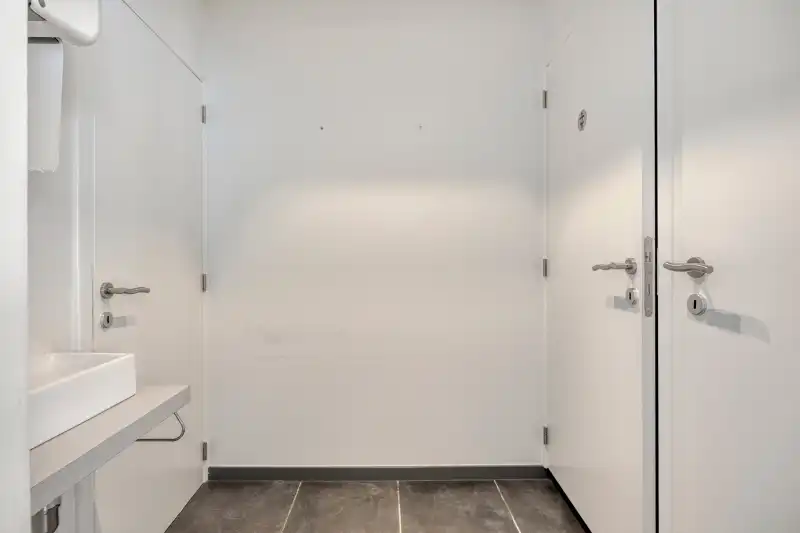 Commercieel handelspand op toplocatie vlak bij Gent-Dampoort foto 12