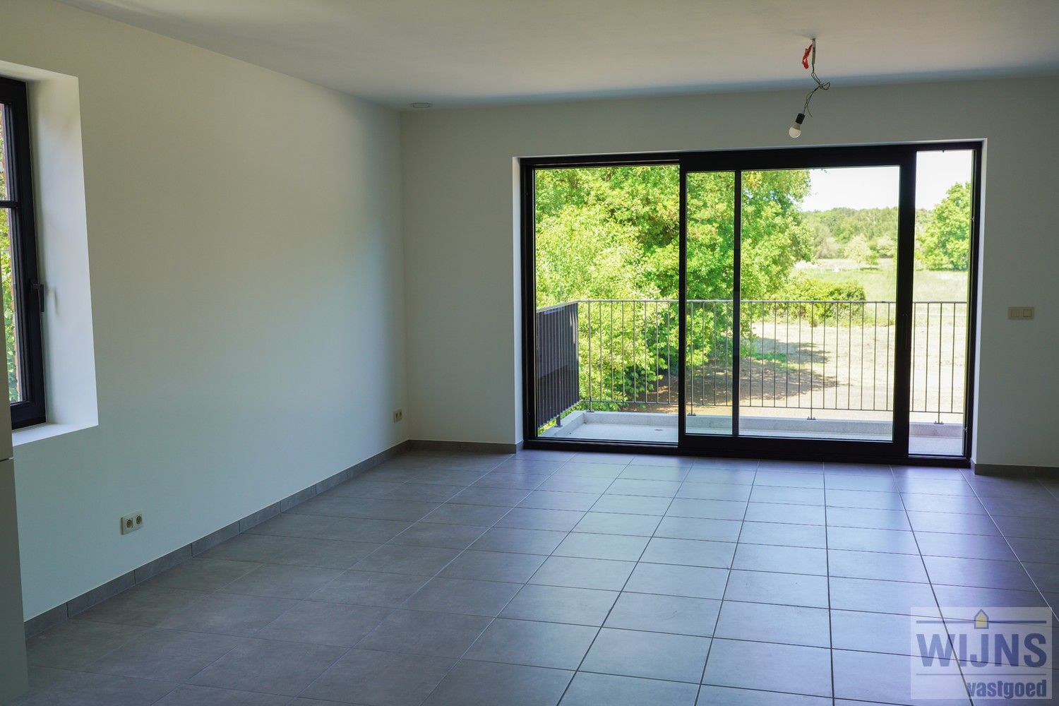 Nieuwbouw appartement 2 slk op 1ste verd. foto {{pictureIndex}}