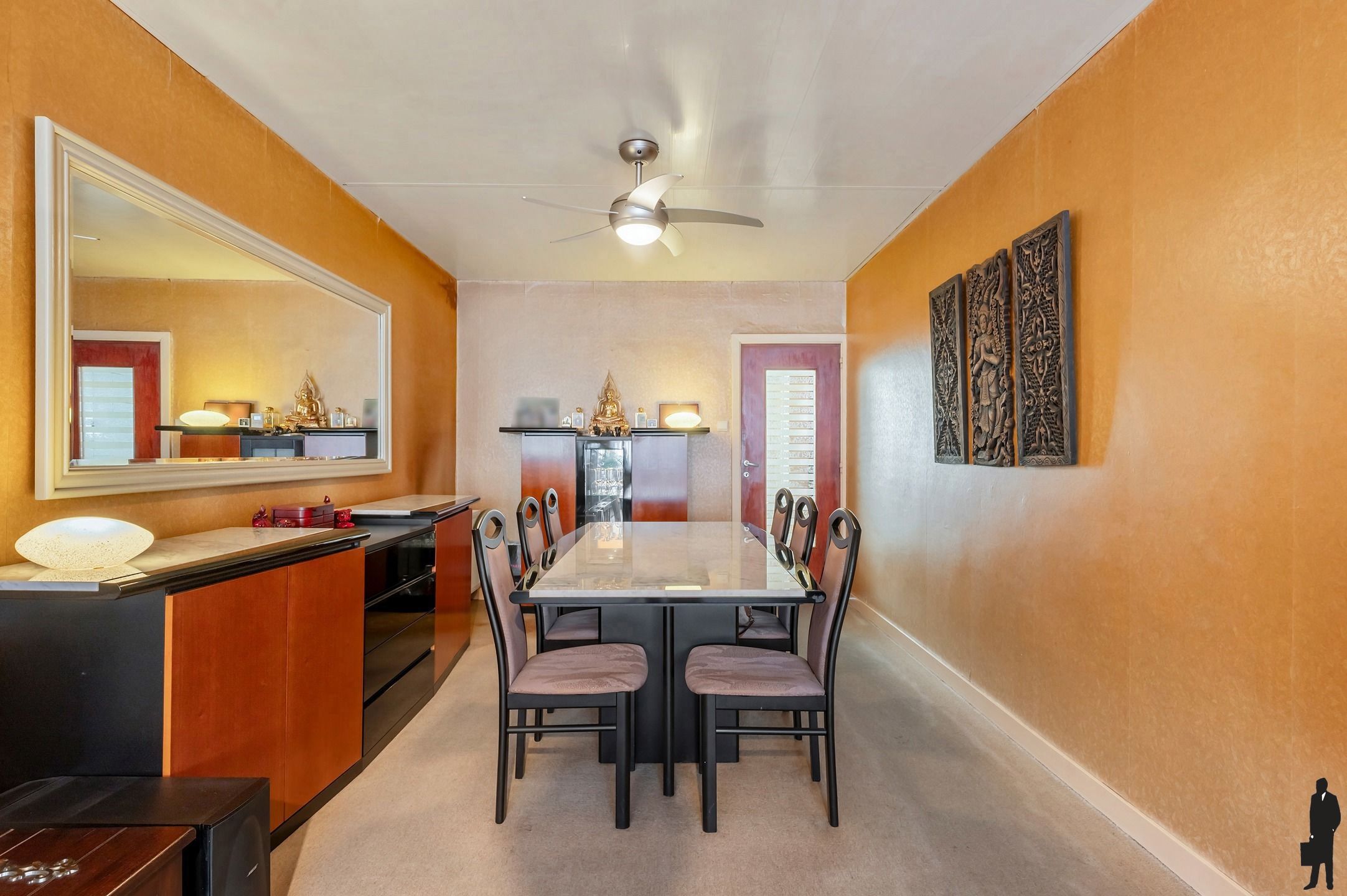 Ruime gezinswoning met bouwgrond. foto 7