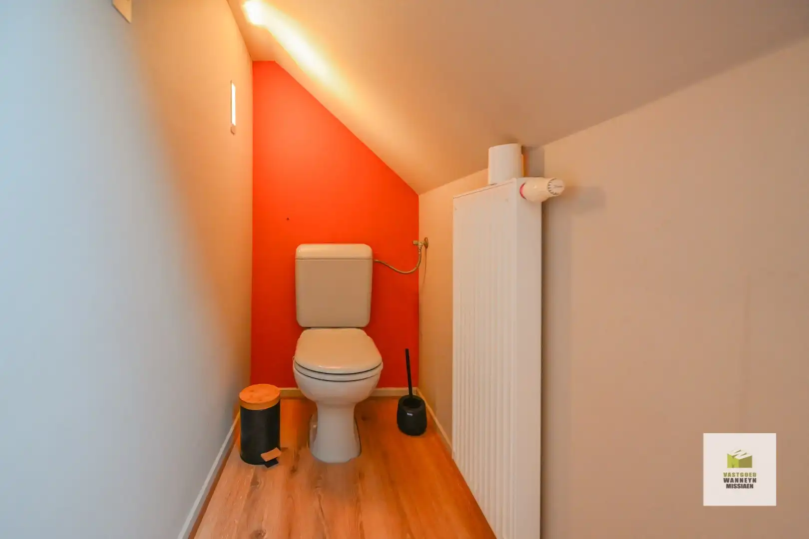 Ruime gezinswoning met tuin, 3 slaapkamers en een grote garage  foto 22