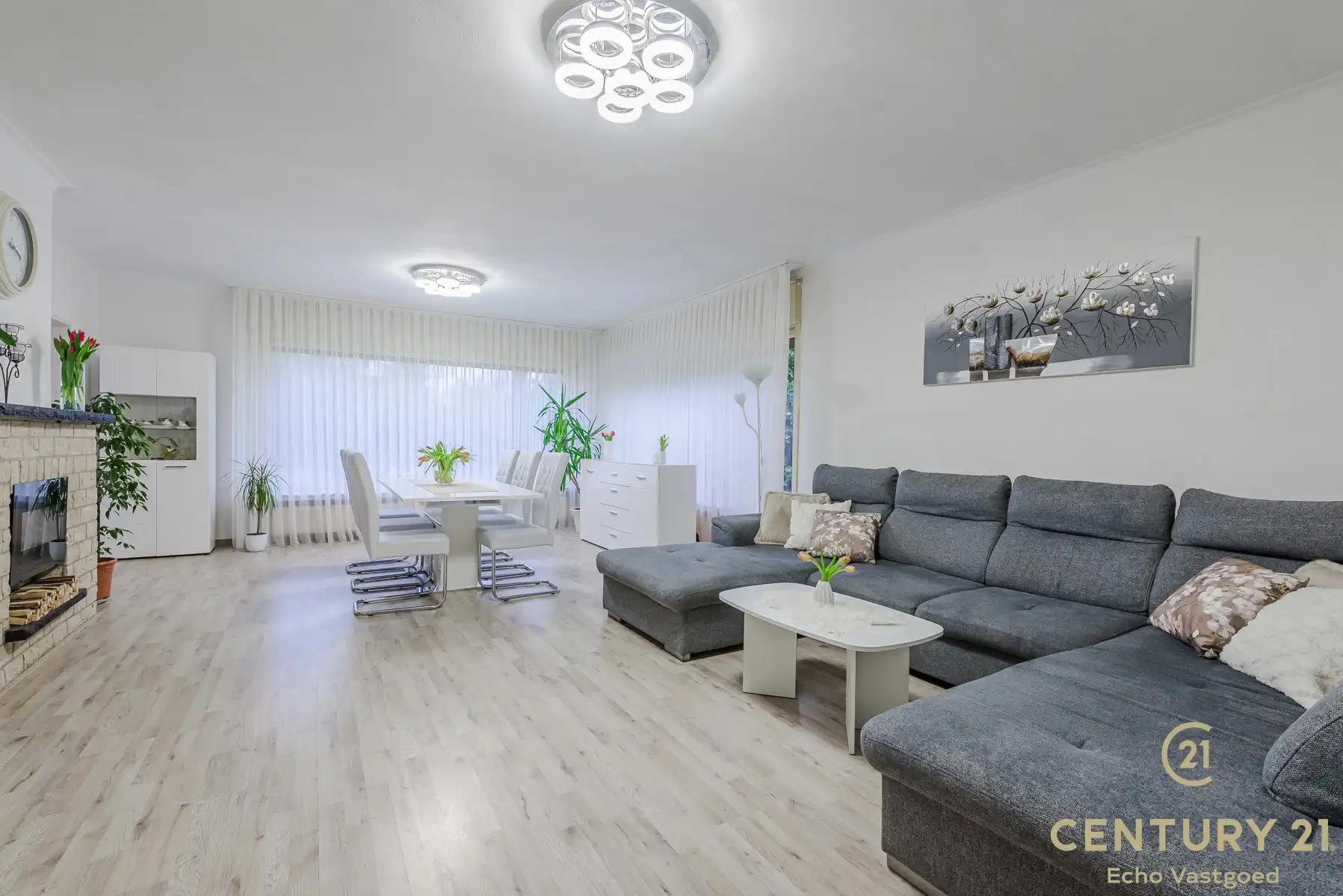 Gerenoveerde vrijstaande villa met verwarmd zwembad foto 6