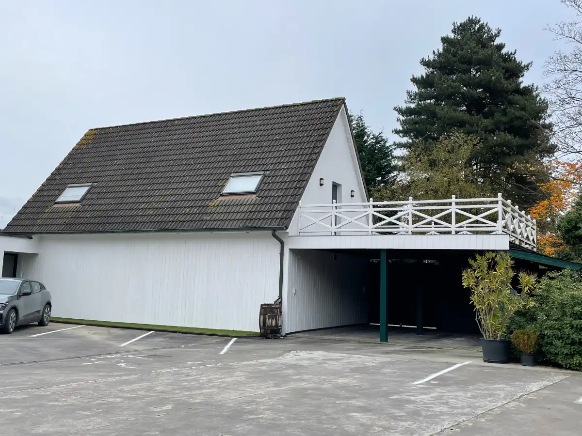 LOFT-WONING + tuin foto 3