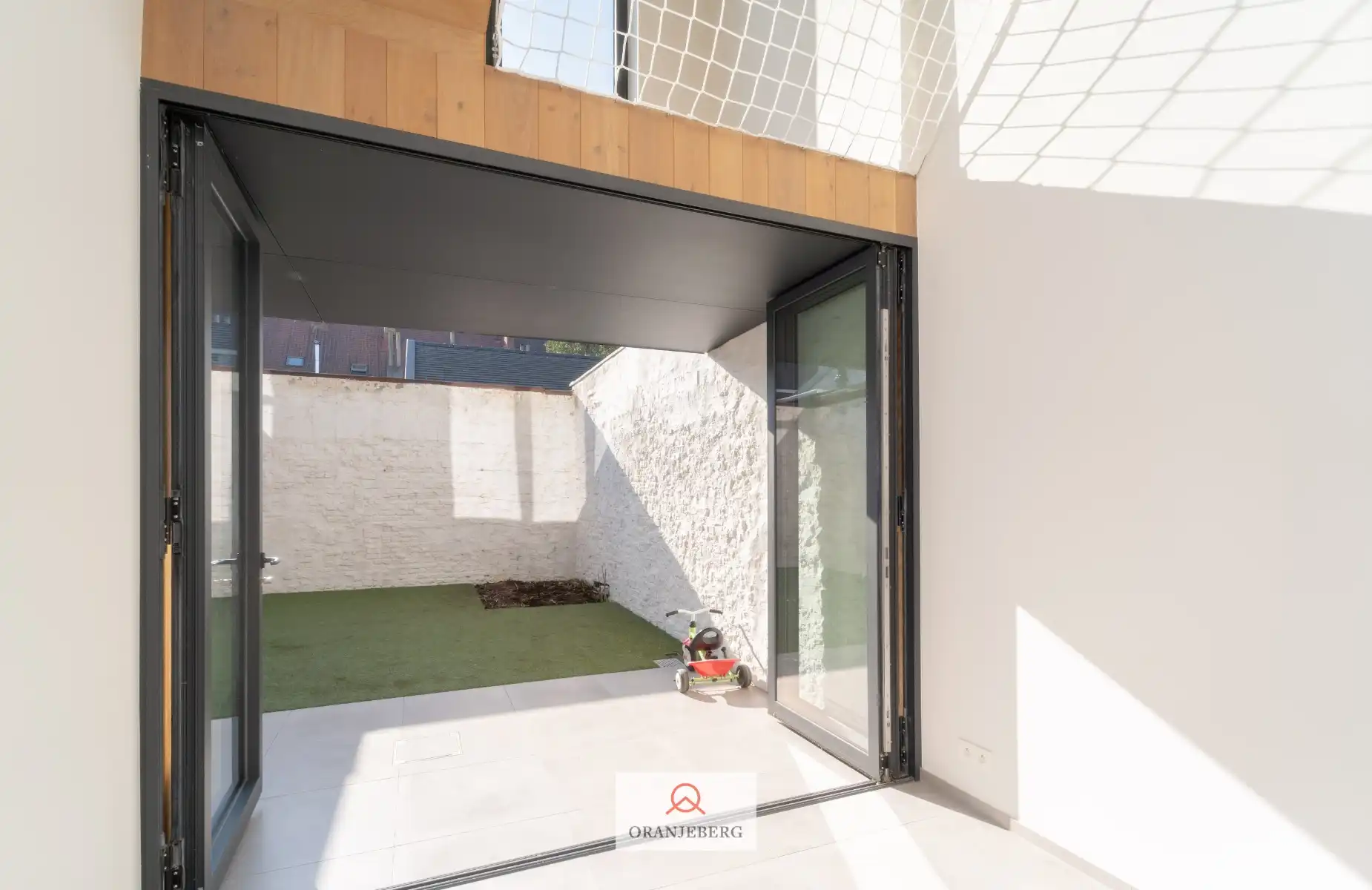 Prachtig afgewerkte woning met stadstuin vlakbij centrum Gent foto 14