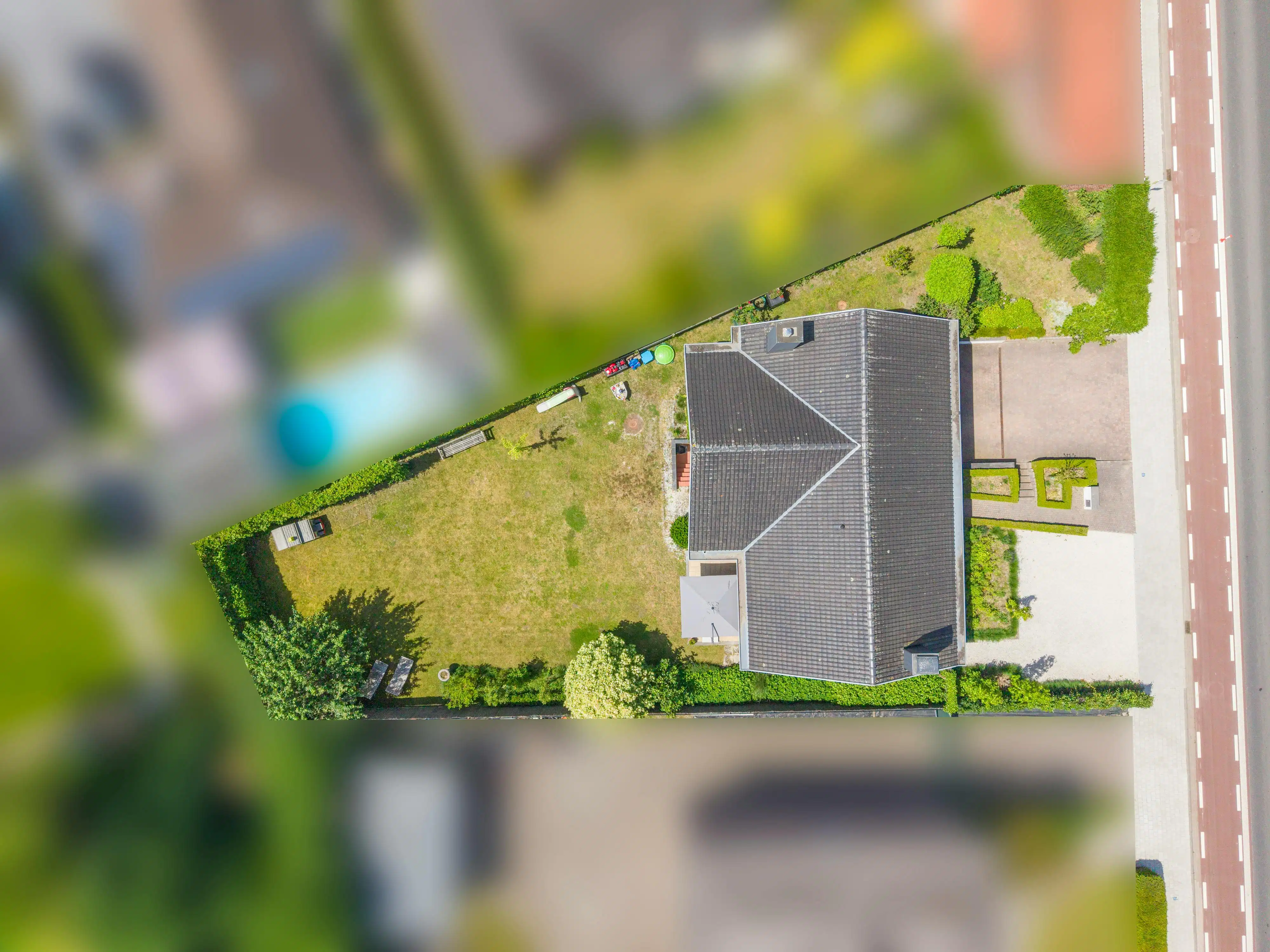 Vrijstaand huis met 4 kamers te koop in Deerlijk foto 22