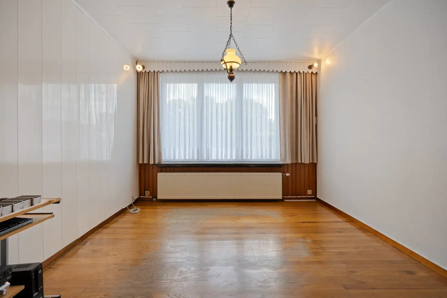 Unieke te renoveren vrijstaande woning met 2 tot 3 slks en kleine tuin! foto 6