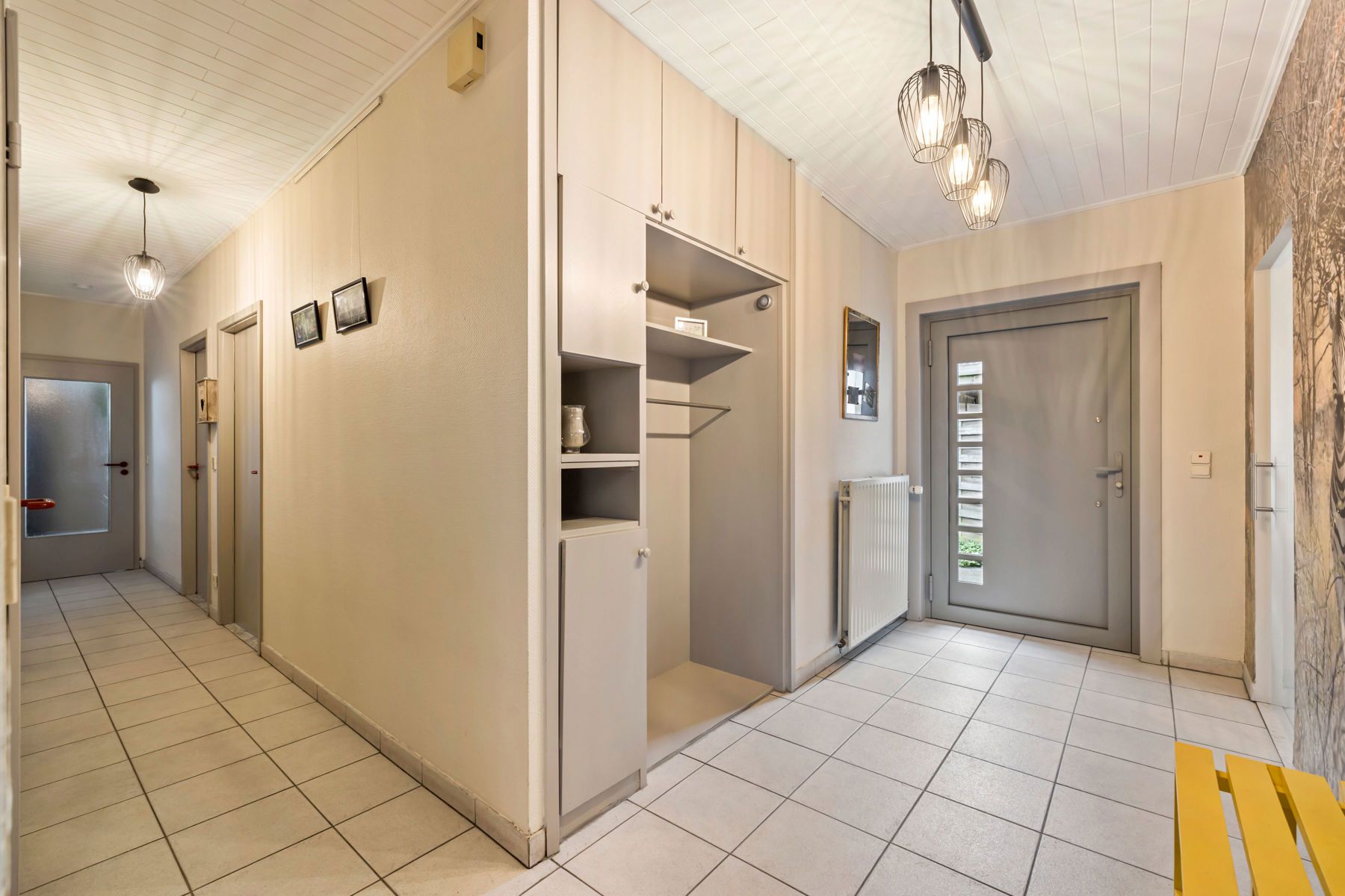 Instapklare bungalow met prachtige tuin, 4 slpks en garage foto 16