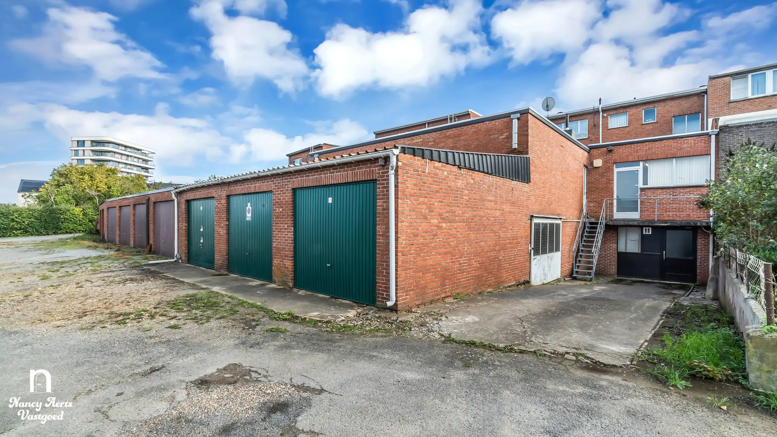 Handelspand van 395 m² in het centrum van Beringen foto 22