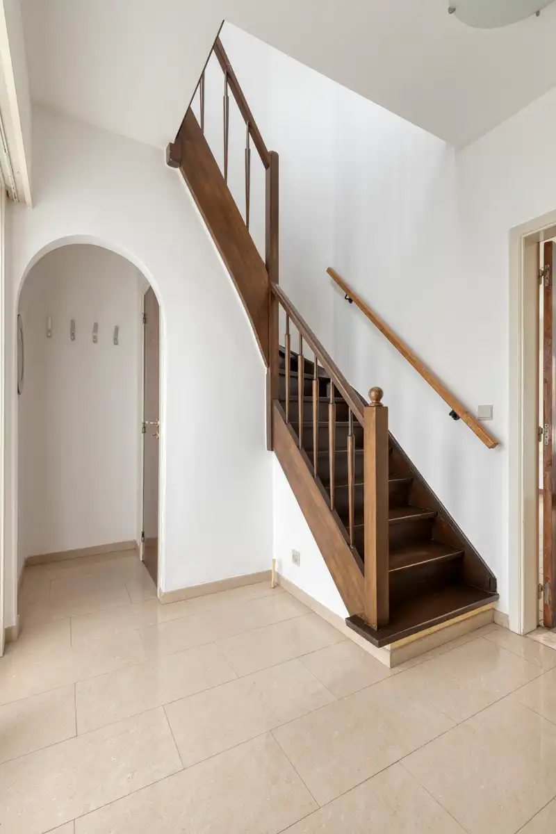 Gunstig gelegen villa met 3 slaapkamers, garage en tuin foto 4