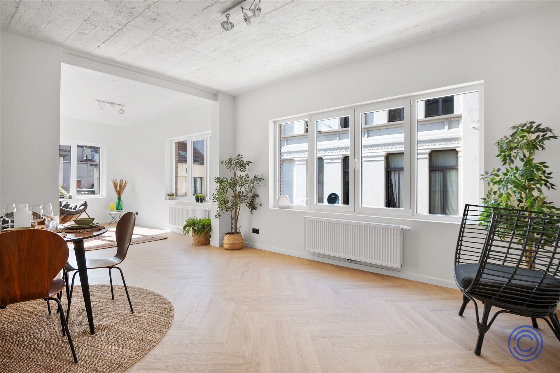 Prachtig gerenoveerd appartement op TOP locatie! foto {{pictureIndex}}