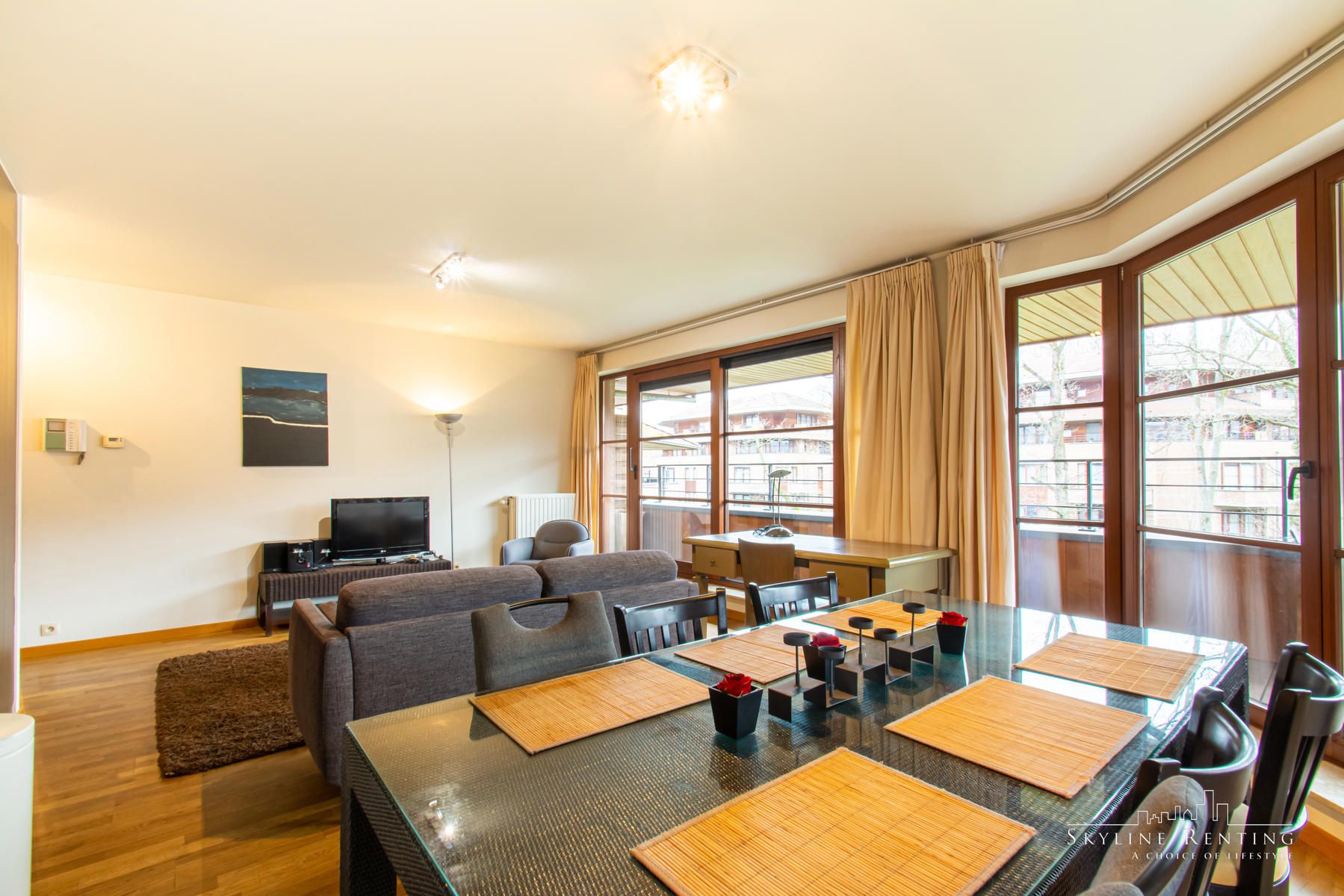 LICHTRIJK - Gemeubeld appartement 3 slpk. met terrassen foto 3
