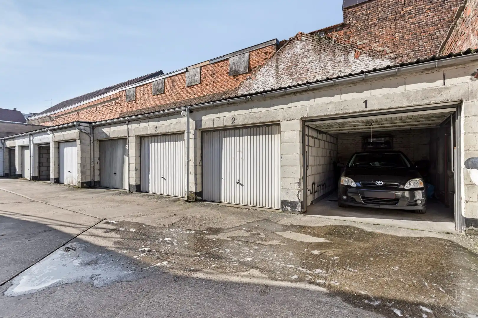 Grote stadswoning met garage - centrum Tongeren foto 11