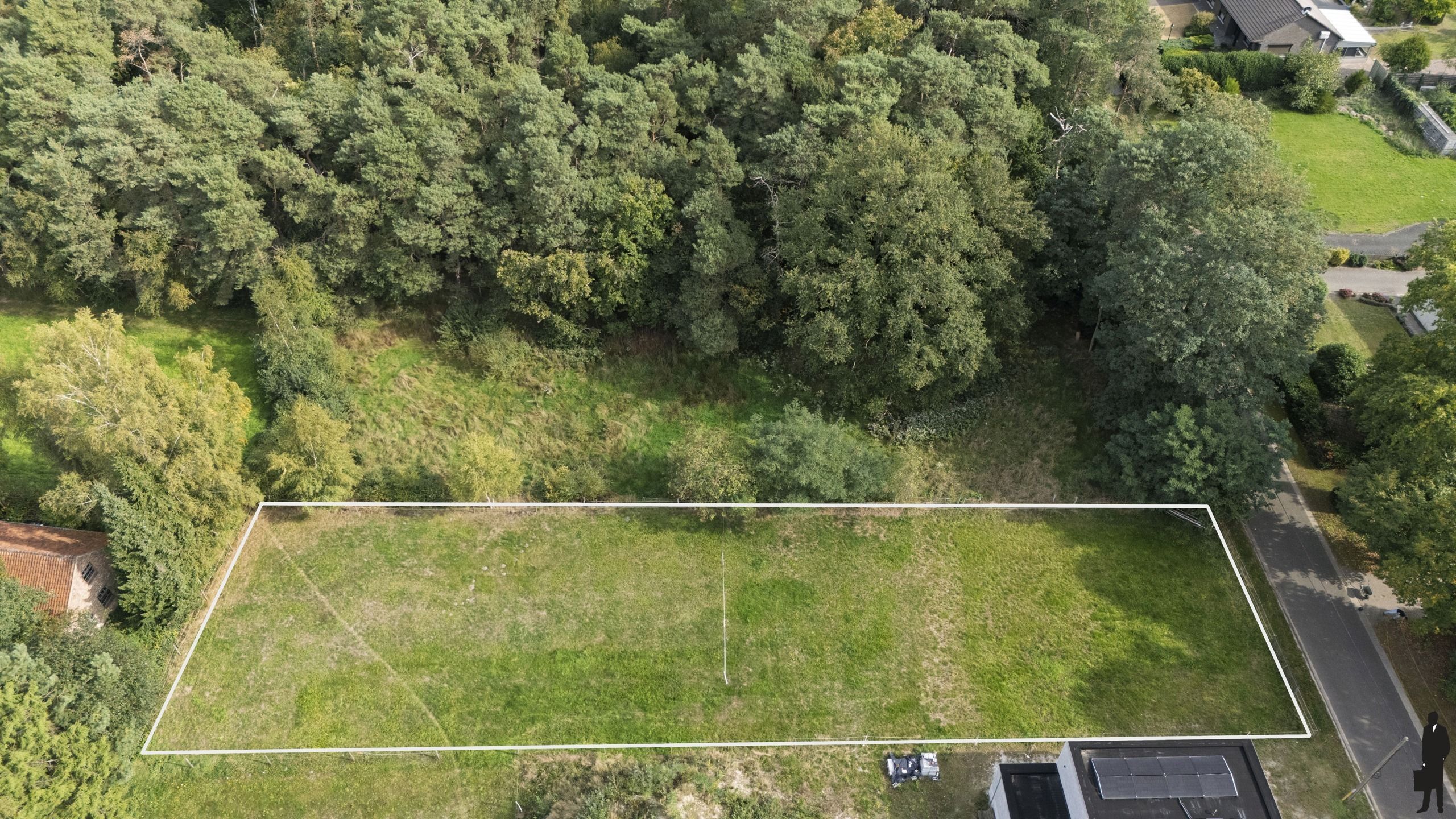 Uniek gelegen villaperceel van 1.398m² te midden groen  foto 5