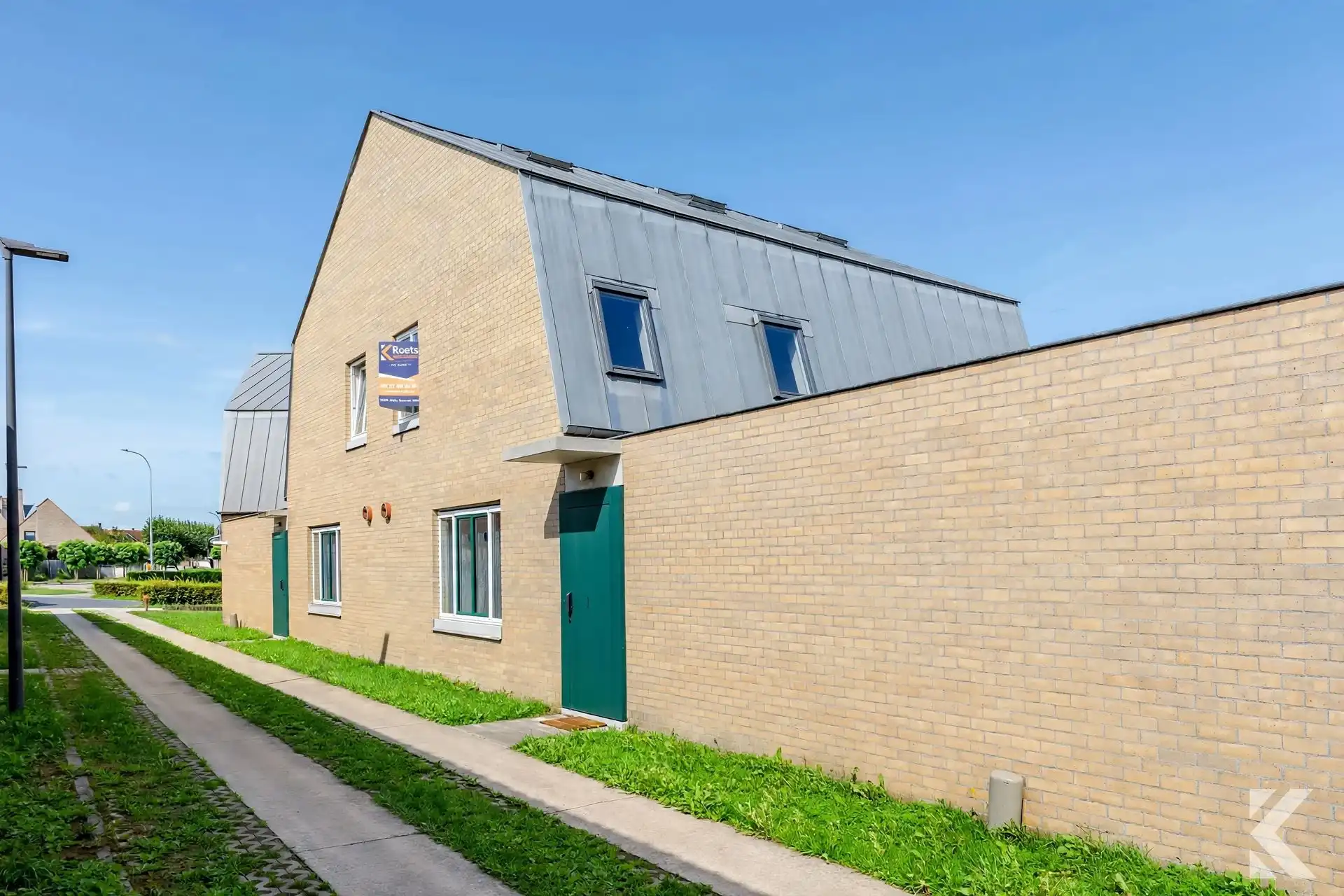 Moderne gezinswoning | EPC A | Tuin | 4 kamers foto {{pictureIndex}}