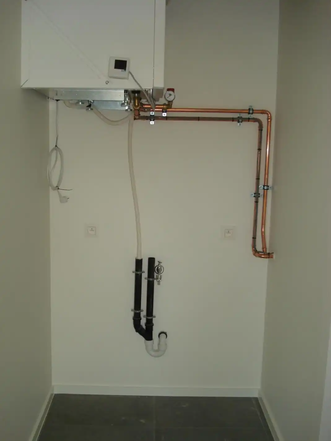 recent duplex-appartement op VERD. 2 met autostaanplaats en berging foto 5