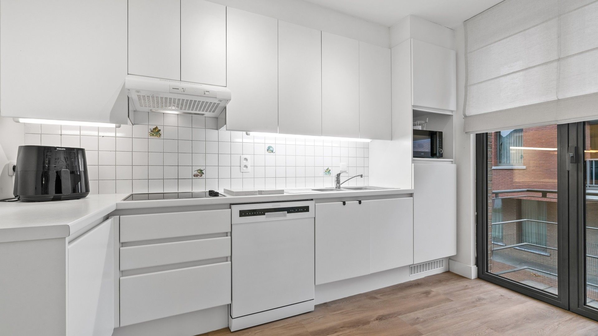 Instapklaar appartement met 2 slpkrs in Diepenbeek centrum foto 6