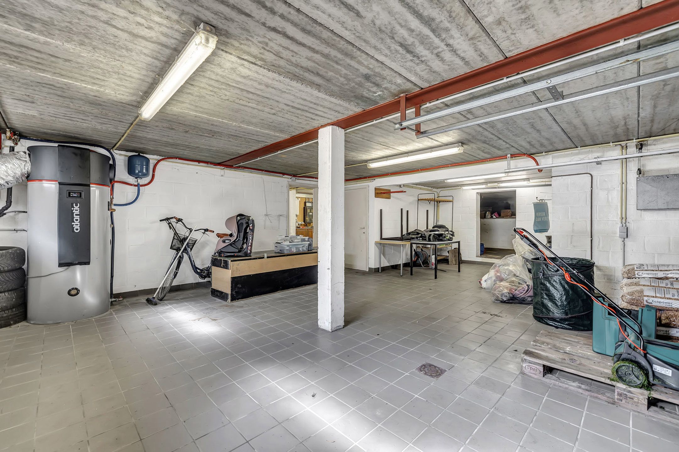 Statige villa met 5 slaapkamers op 16a86ca foto 25