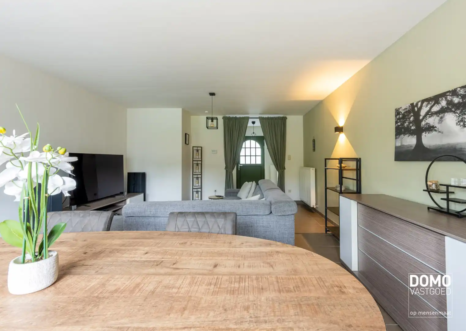 Landelijk wonen in stijl: instapklare pastorijwoning met prachtige tuin in Thiewinkel foto 5