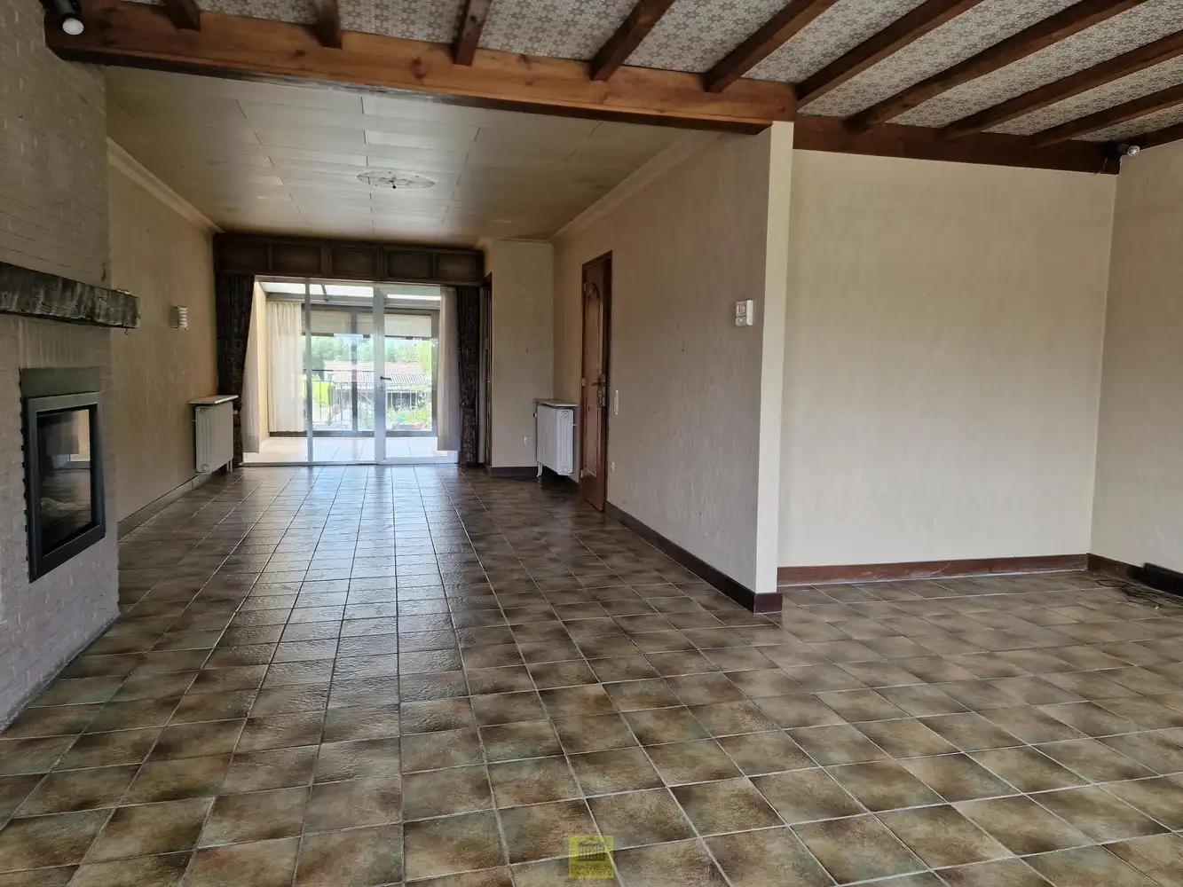 Ruime woning met tuin, garage en tal van mogelijkheden. foto 7