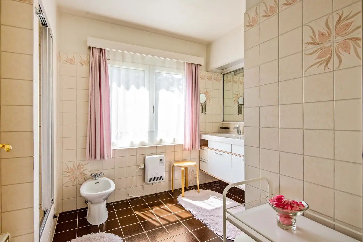 Charmante villa met 4 slaapkamers op toplocatie in Wommelgem! foto 27