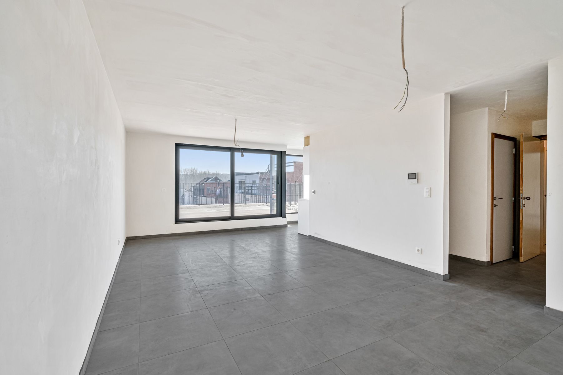 Nieuwbouw appartement op de eerste verdieping foto 5