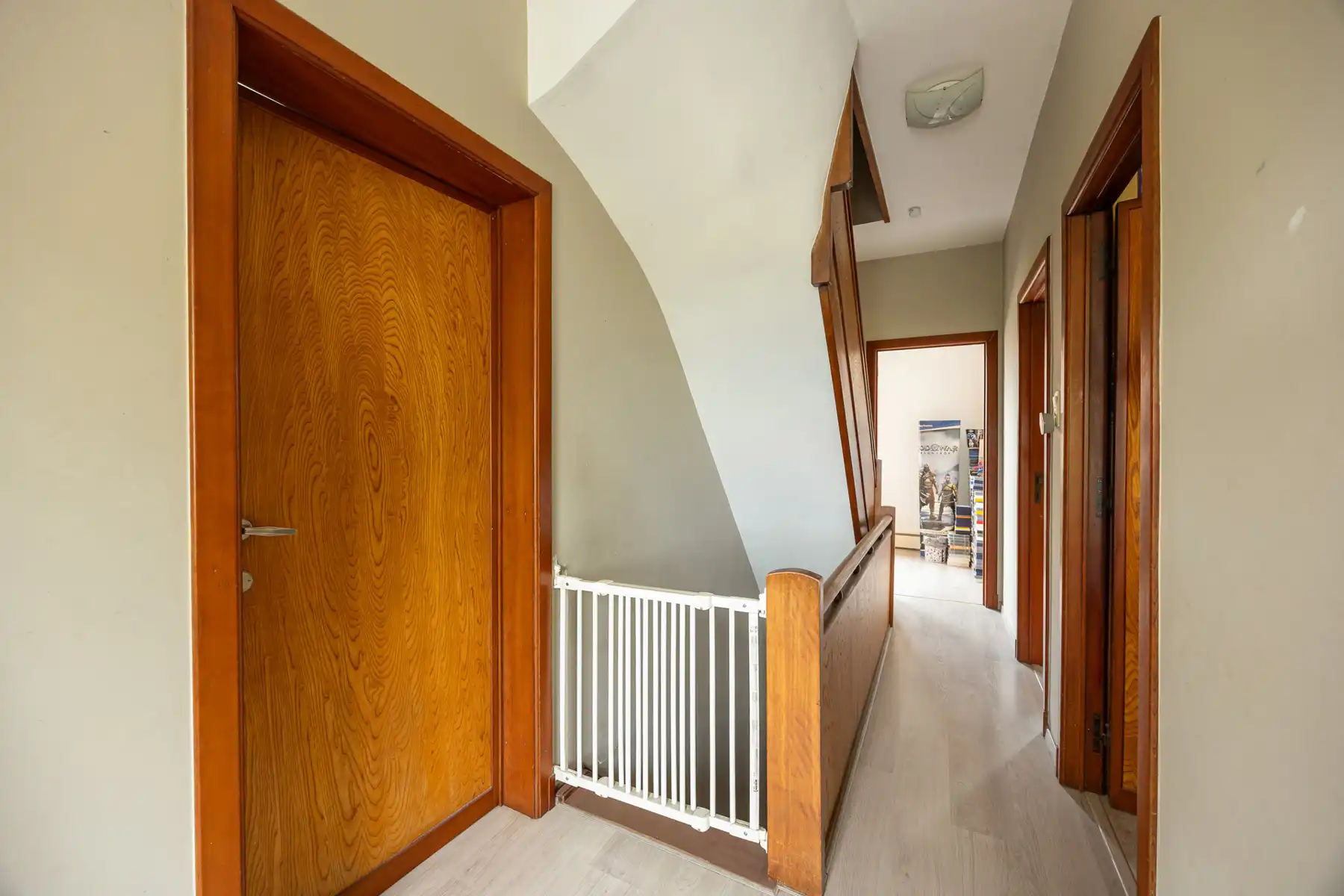 KARAKTERVOLLE WONING MET GARAGE/WERKPLAATS  foto 8