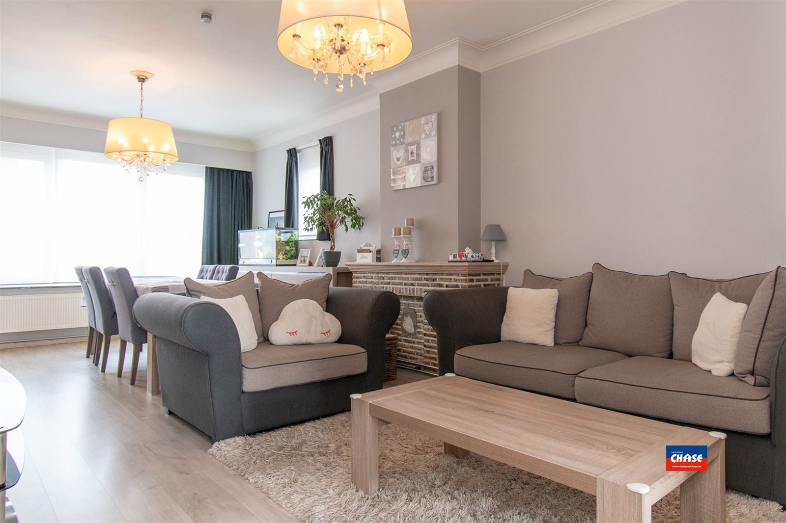 Tof appartement met twee slaapkamers en terrasje foto {{pictureIndex}}