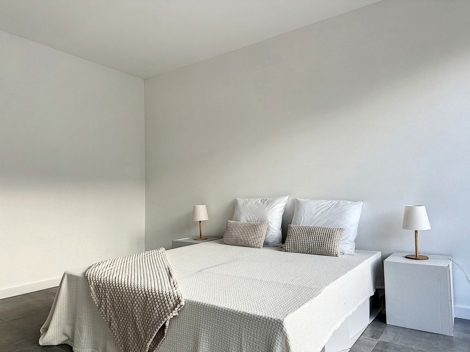 Instapklaar appartement met ruim terras foto 10