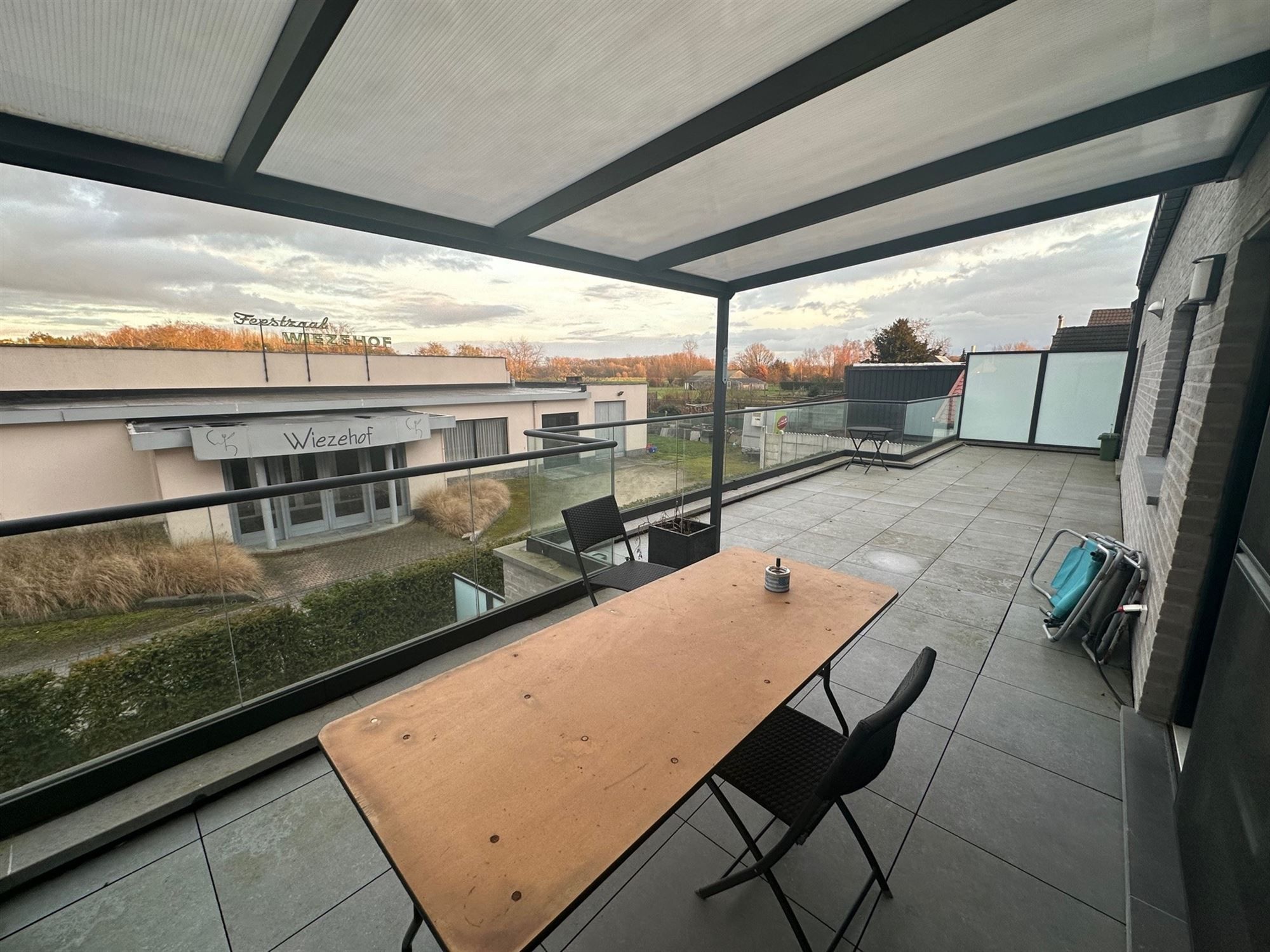 Appartement met 1 slaapkamer en gigantisch terras foto 5