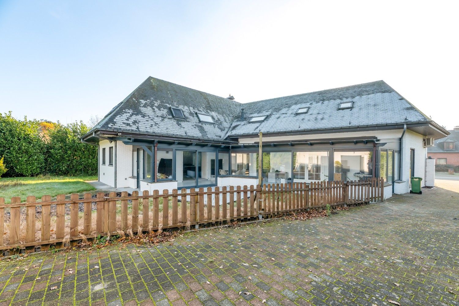 Prachtige en ruime villa met mogelijk zes slaapkamers gelegen op een toplocatie. foto 36