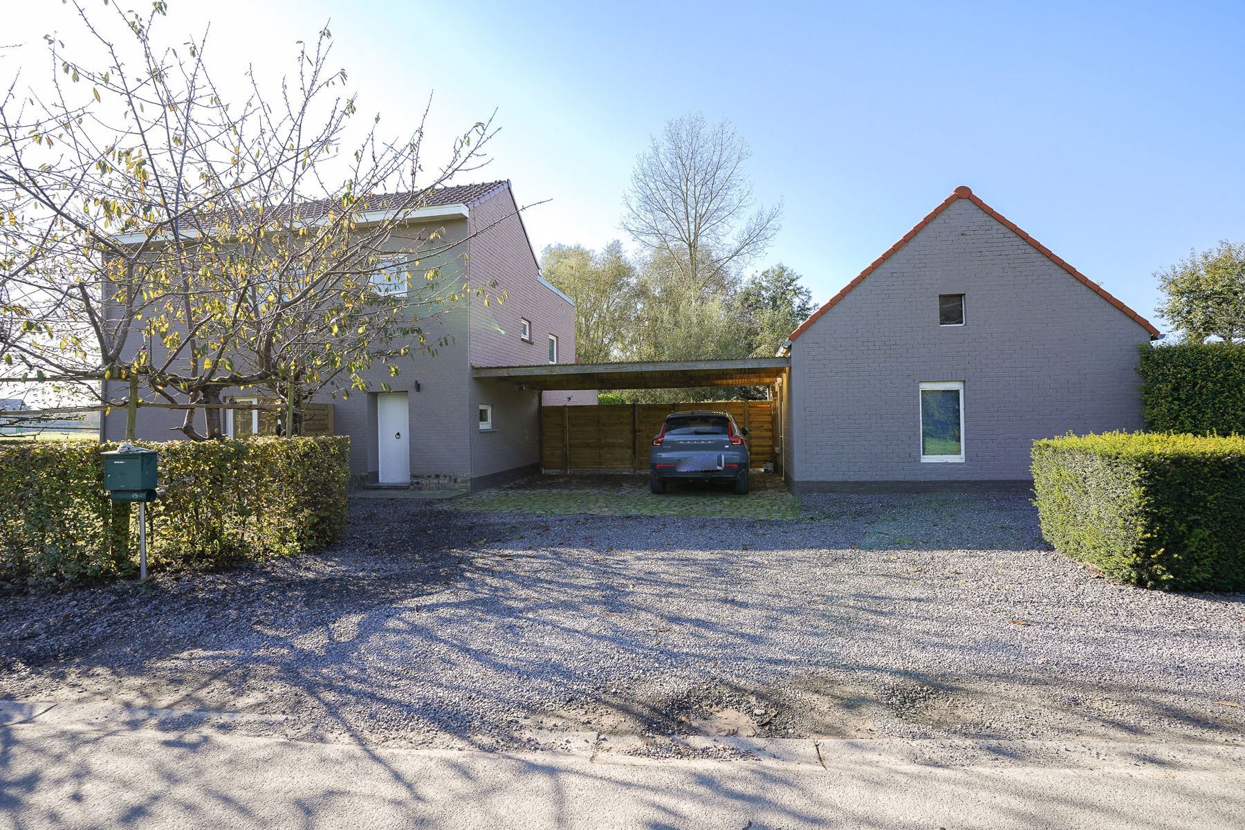 Mooie gerenoveerde woning met unieke ligging in een groene oase. foto 5