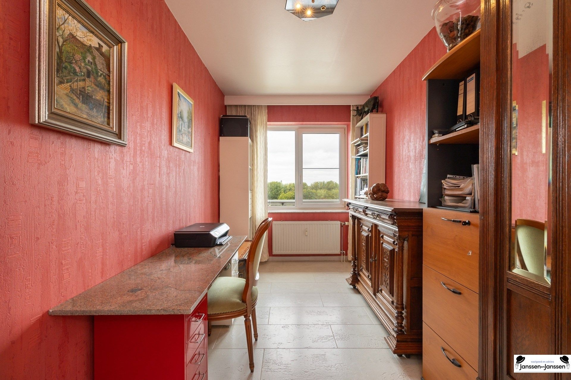 Uniek appartement met prachtig dakterras en panoramisch uitzicht foto 20